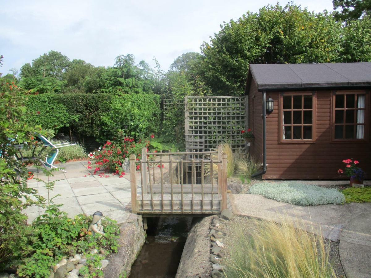 The Garden Lodge Llynclys Exterior photo